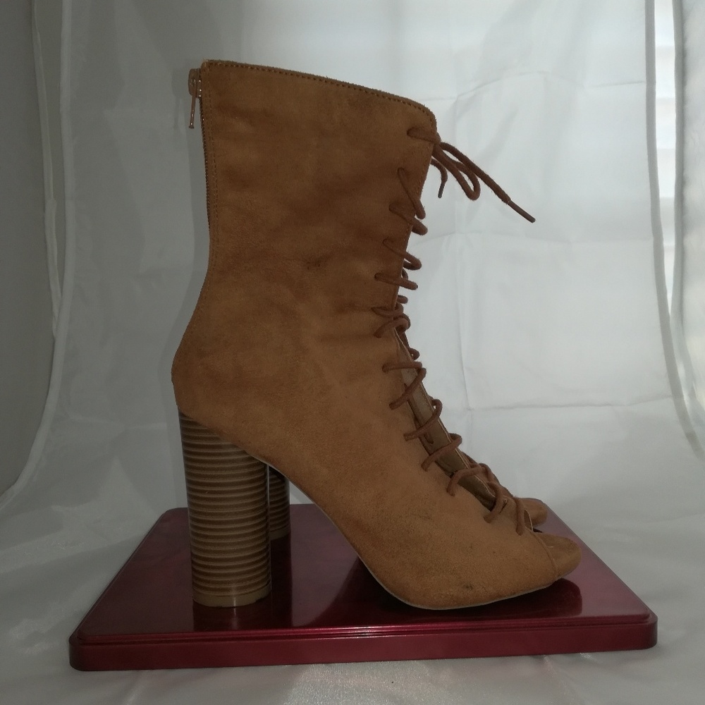Brown/Camel Open Toe Boots size 7.5